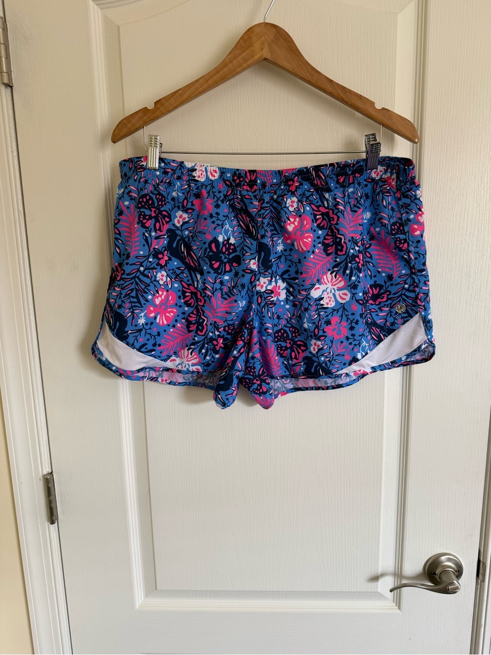 Lilly Pulitzer Blue & Pink Tropical Floral Athletic Shorts